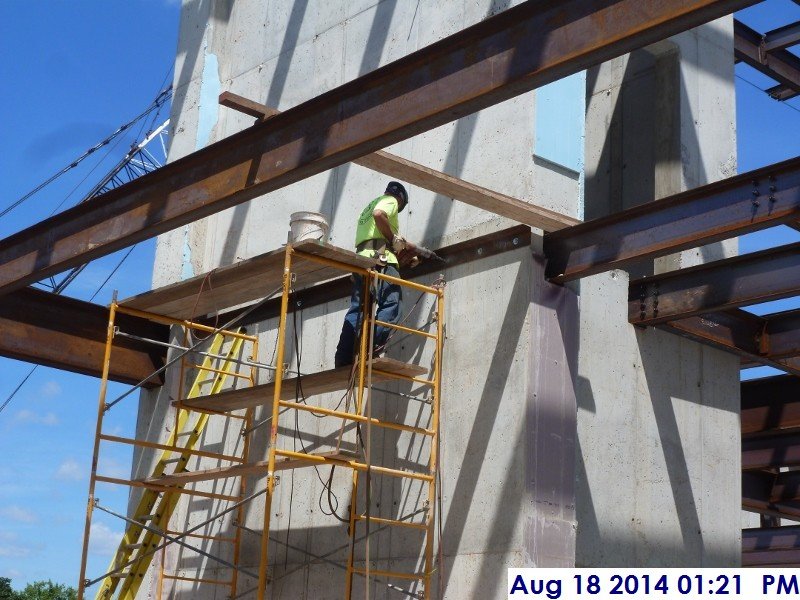 Installing steel angles at Elev. 5,6 (4th Floor) for the metal decking Facing North-East (800x600)